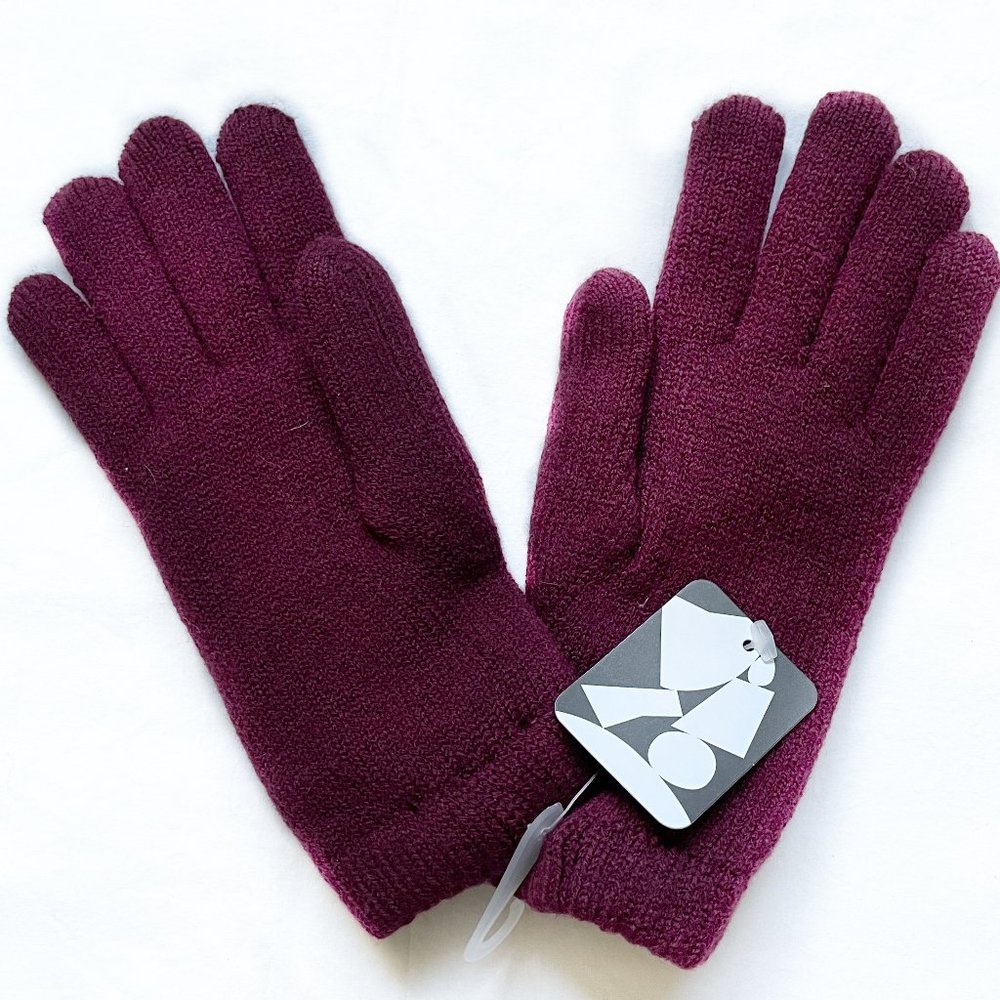 Urban Outfitters Winter Knit Burgundy Gloves
